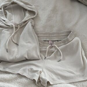 Victoria’s Secret Cozy Cream Lounge Sleepwear Longsleeve Hoodie and Shorts Set